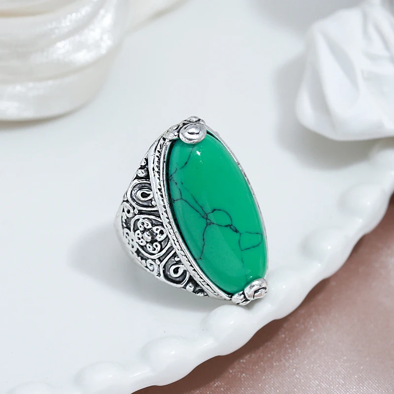 Wbmqda Hot Wreath Oval Emerald Natural Stone Rings for Women Men Vintage Look Antique Silver Luxury Fashion Jewelry 2023 New