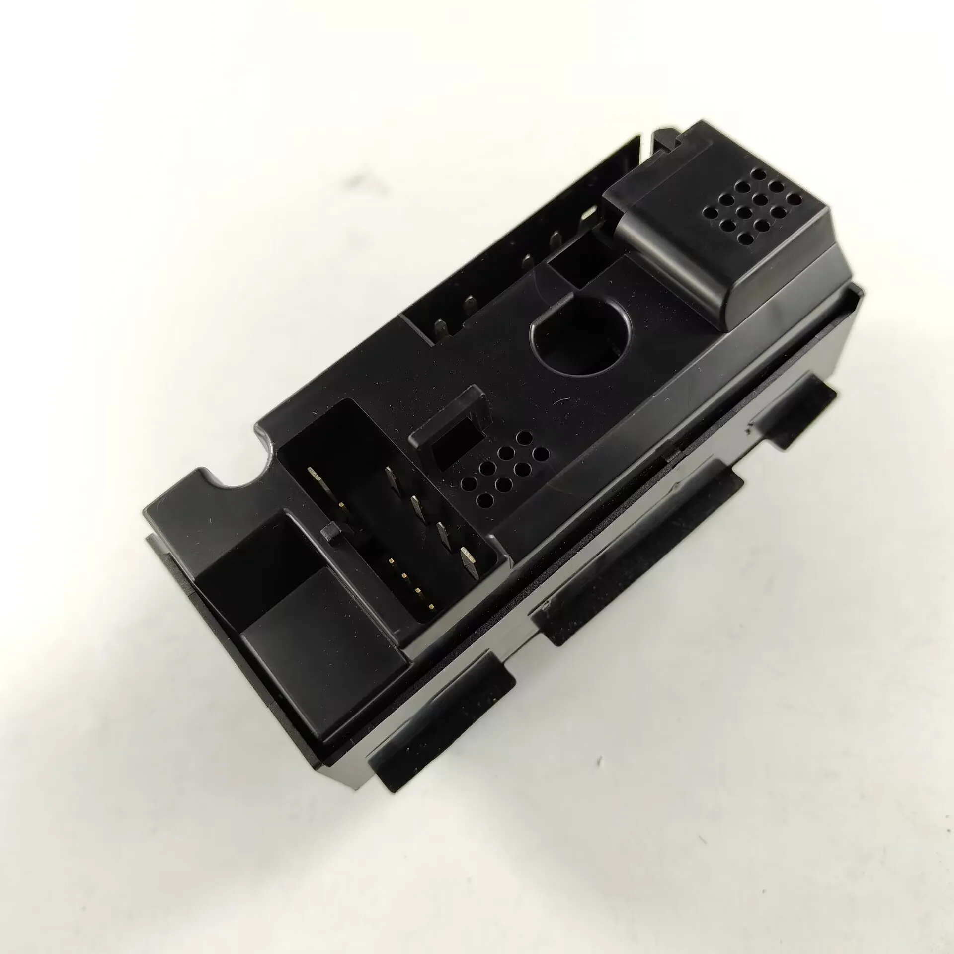 Commutateur de lève-vitre de pièces automobiles 15151360