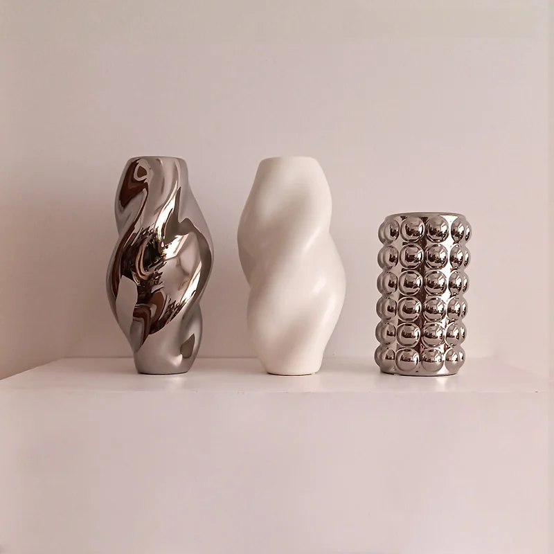 

Modern Vintage Cream Silver Ceramic Flower Vase Luxury Minimalist Style Home Decorative Items for Restaurant And B&B