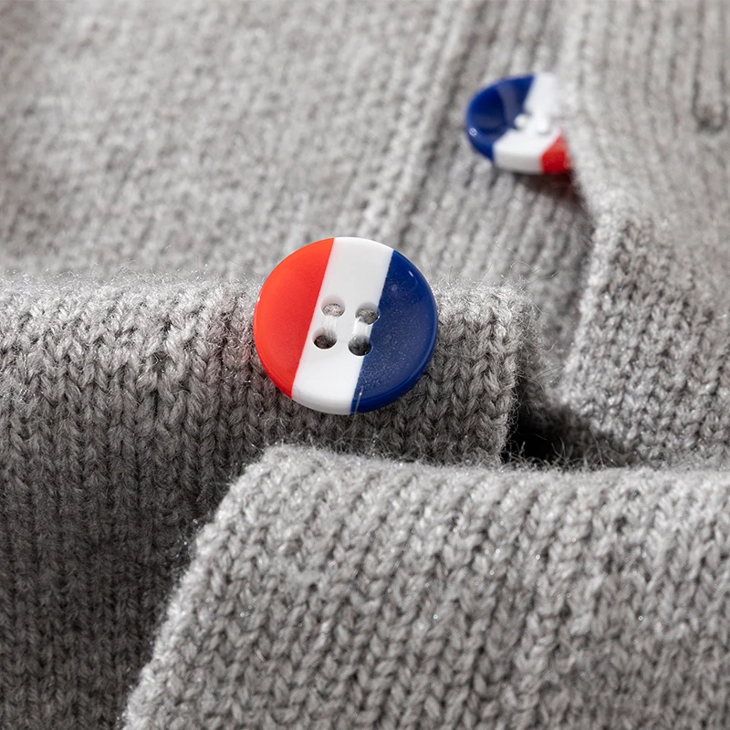 Herren Langarm-Strickjacke für Herbst und Winter Rundhals Einreihig Klassisch Gestreift Warm Modisch Vielseitig Herren-Oberteil – Detail 9