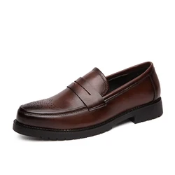 Fashionable British Men's Trendy Shoes Classic Brown Men's Low Cut Loafers Versatile Business Commuting Shoes Elegant Work Shoes