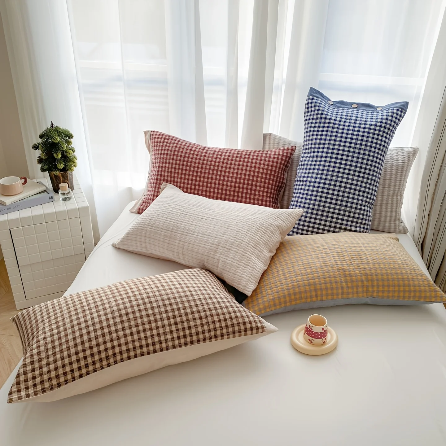 48x74cm Washed Cotton Envelope Pillowcases with Buttons Grid Strip Bed Pillow Cover Soft Breathable Bed Linens for Bedroom Decor