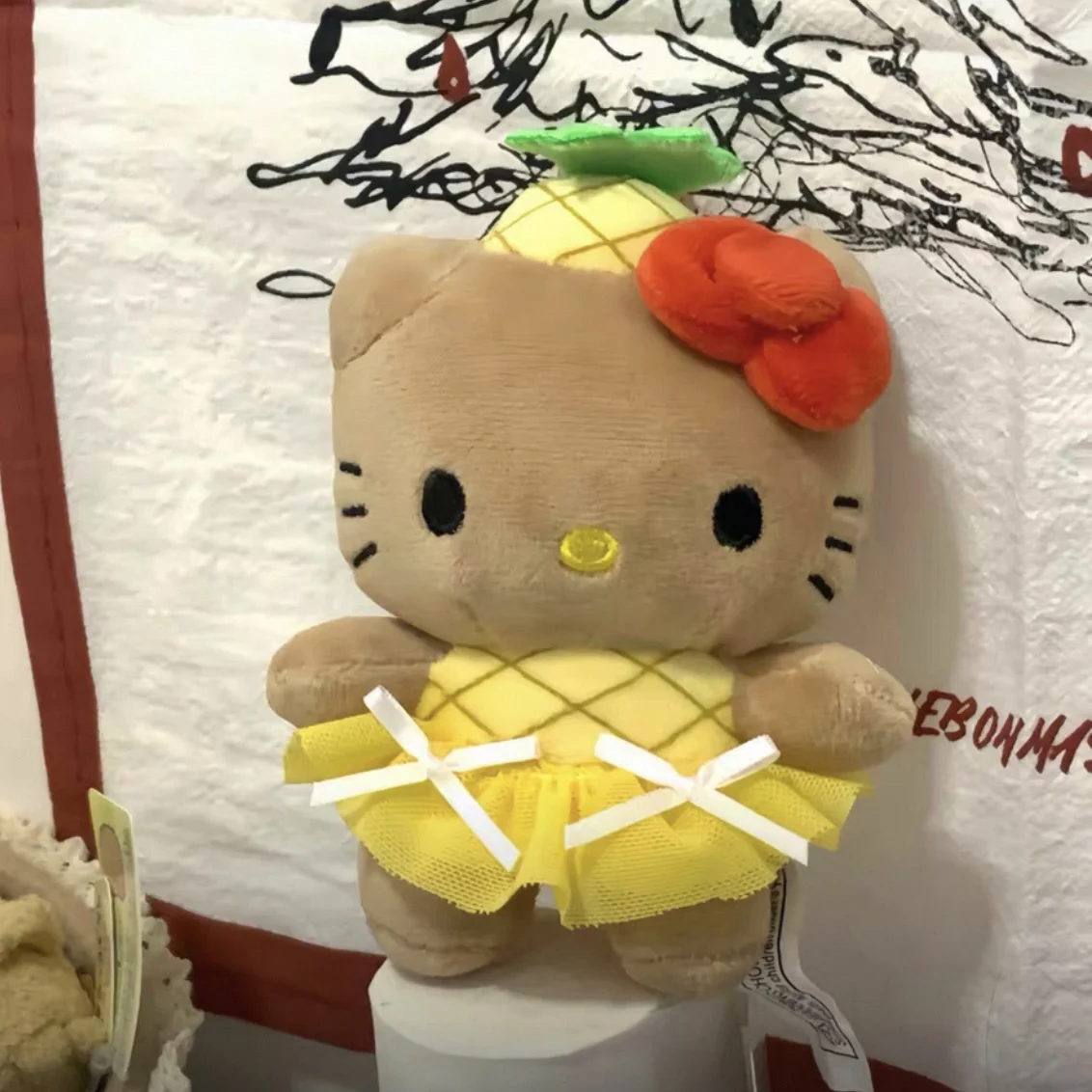 Nuovo MINISO Hello kitty Hawaiian Ananas Orchard Series Doll Ciondolo isola Pelle nera KT borsa dei cartoni animati fascino Giocattoli regalo della ragazza