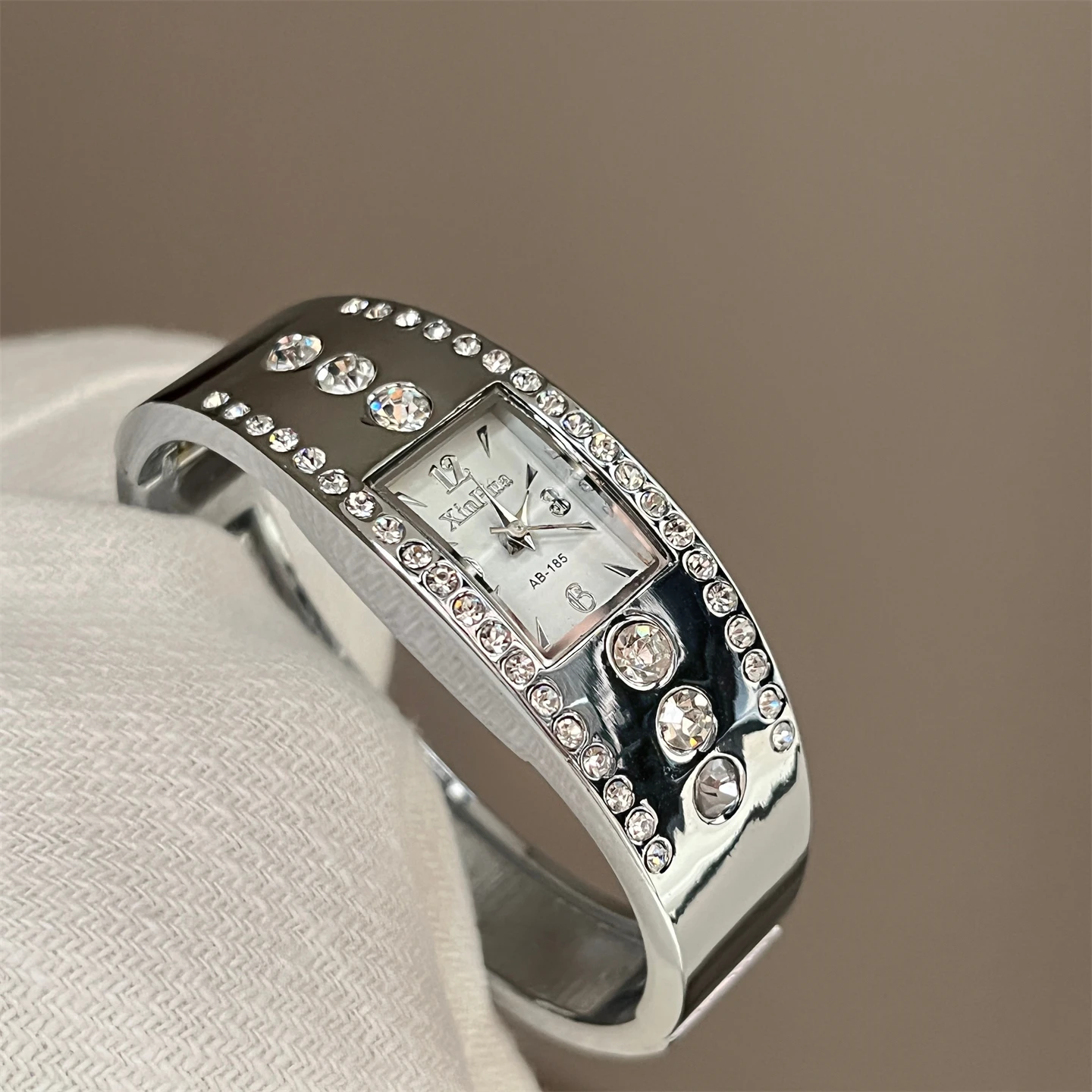 Blue bracelet watch for women simple and antique style light luxury watch female gift high-end watch high-quality luxury
