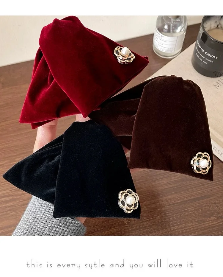 Damen-Dreiecksclip aus Wildleder mit Metall-Rosettenverschluss – eleganter Pferdeschwanz-Clip für den Alltag/Party – Detail 10