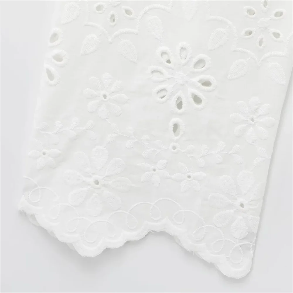 LIBIELIY Women's Hollow Embroidery Top Solid Color V-neck Strap Decoration Spring/Summer New Casual Women's Wear