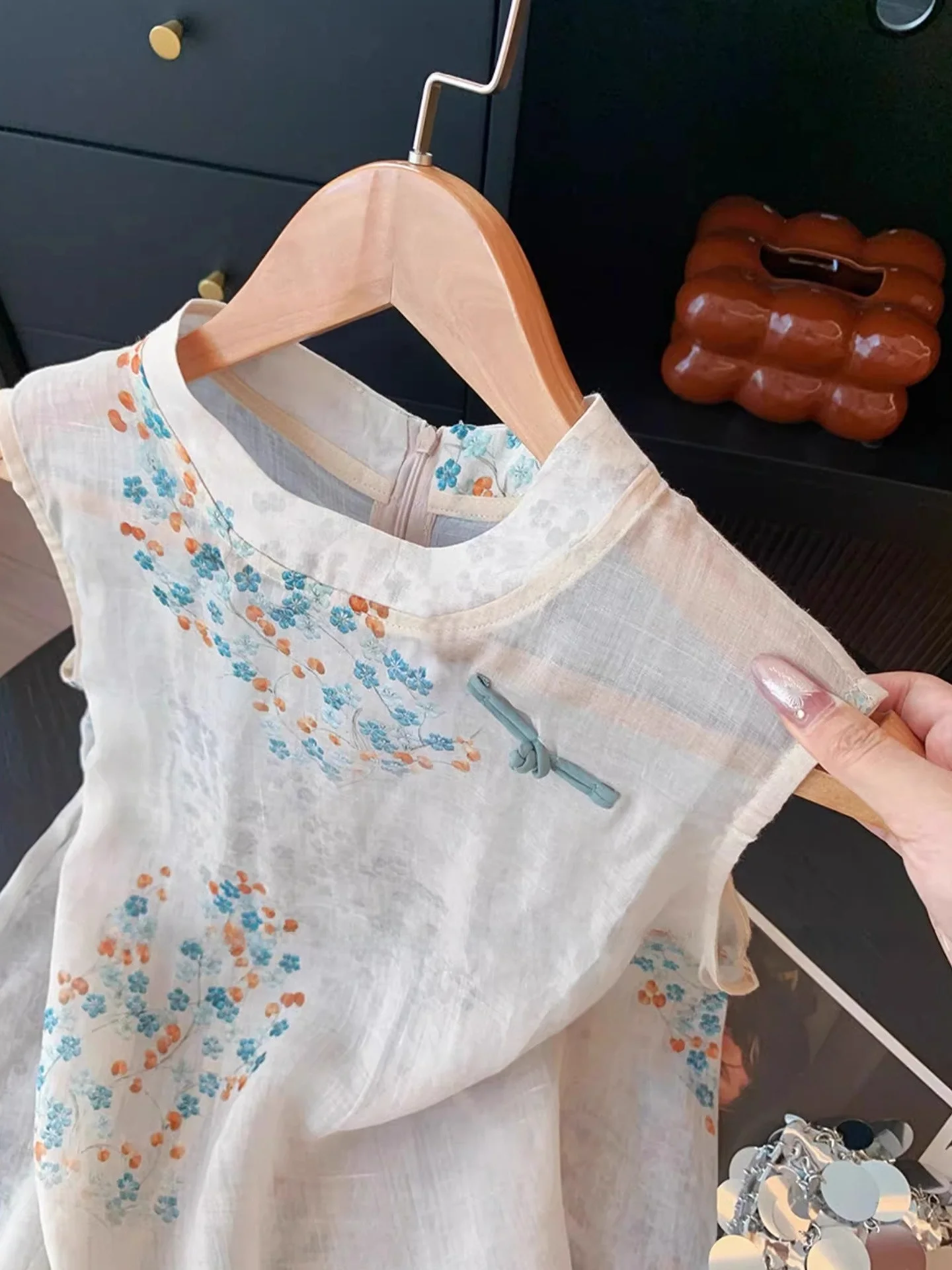 

Retro Korean Sle Loose Svel Printed Vest Lightweight Summer Chiffon irt Transparent round Ne Single Button Closure