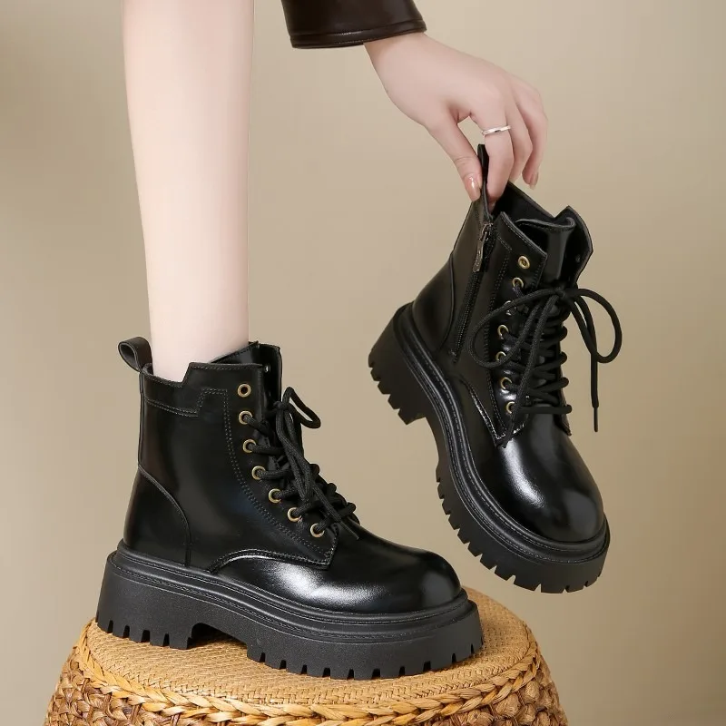 

Ботинки на платформе, женские осенние новые универсальные мотоциклетные короткие ботинки из мягкой кожи на платформе с боковой молнией в стиле ретро