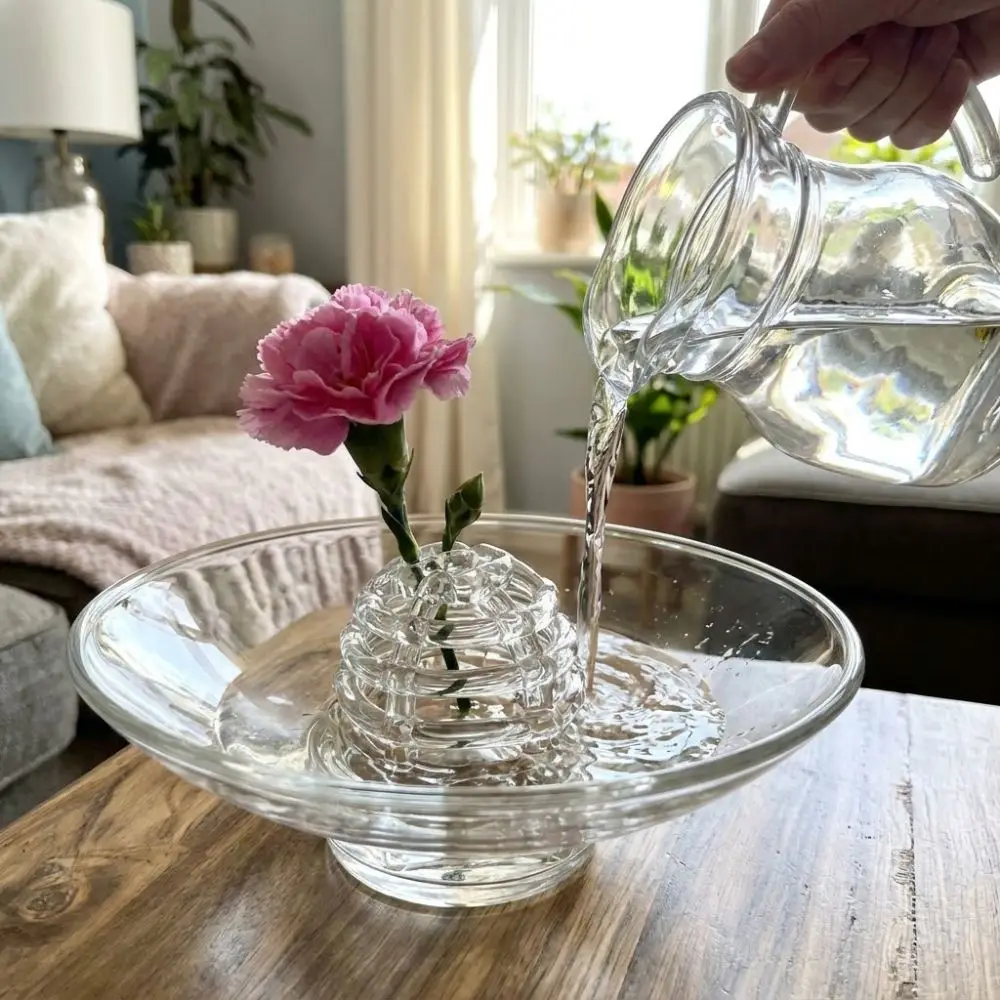 Transparent Small Glass Ball Vase Zen-Inspired Bees Shaped Hydroponic Flower Vase with Base Minimalist Flower Arrangement Vase