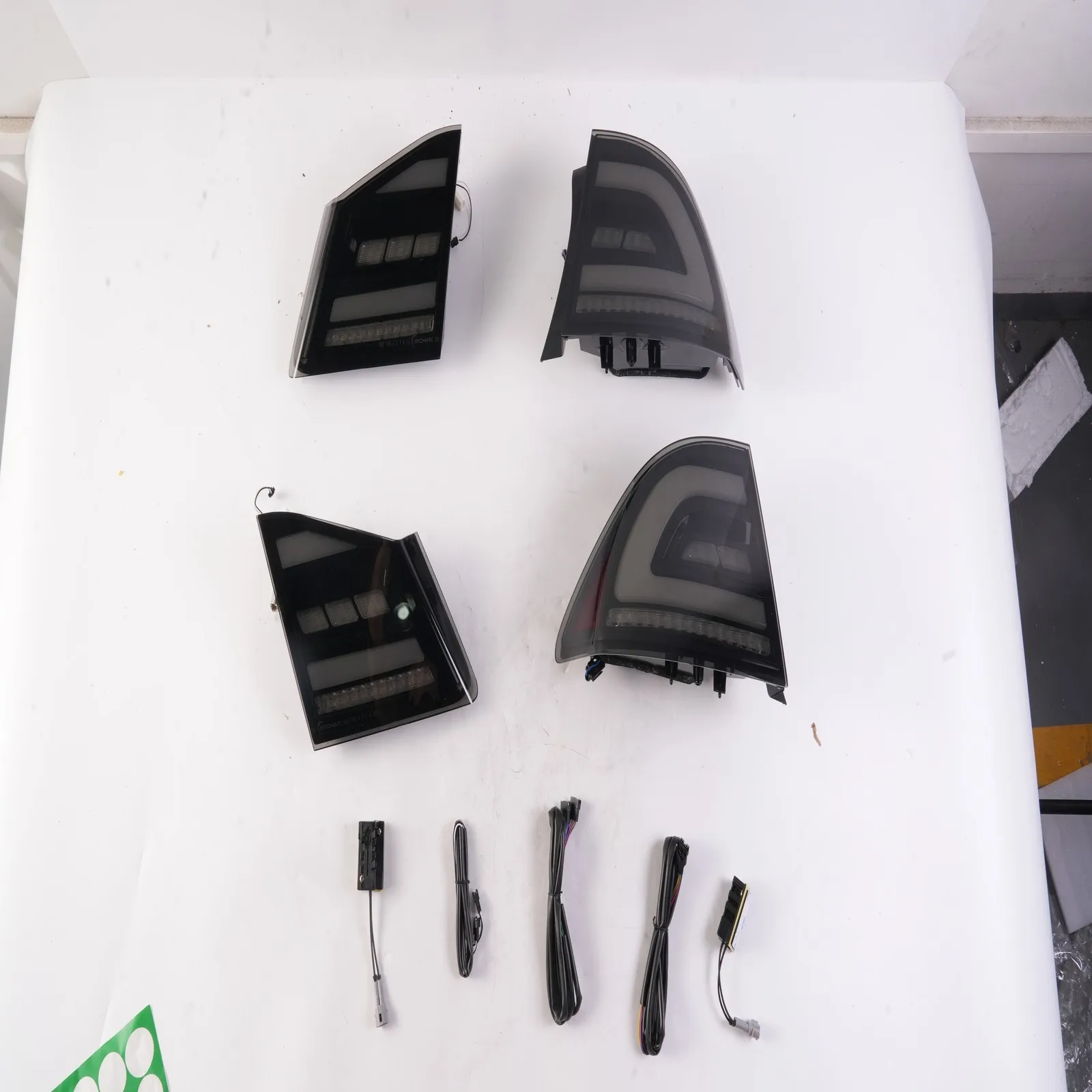 

LED Rear Tail Light Assembly FOR Honda Civic 2005-2012 FD2 Dynamic Turn Signal