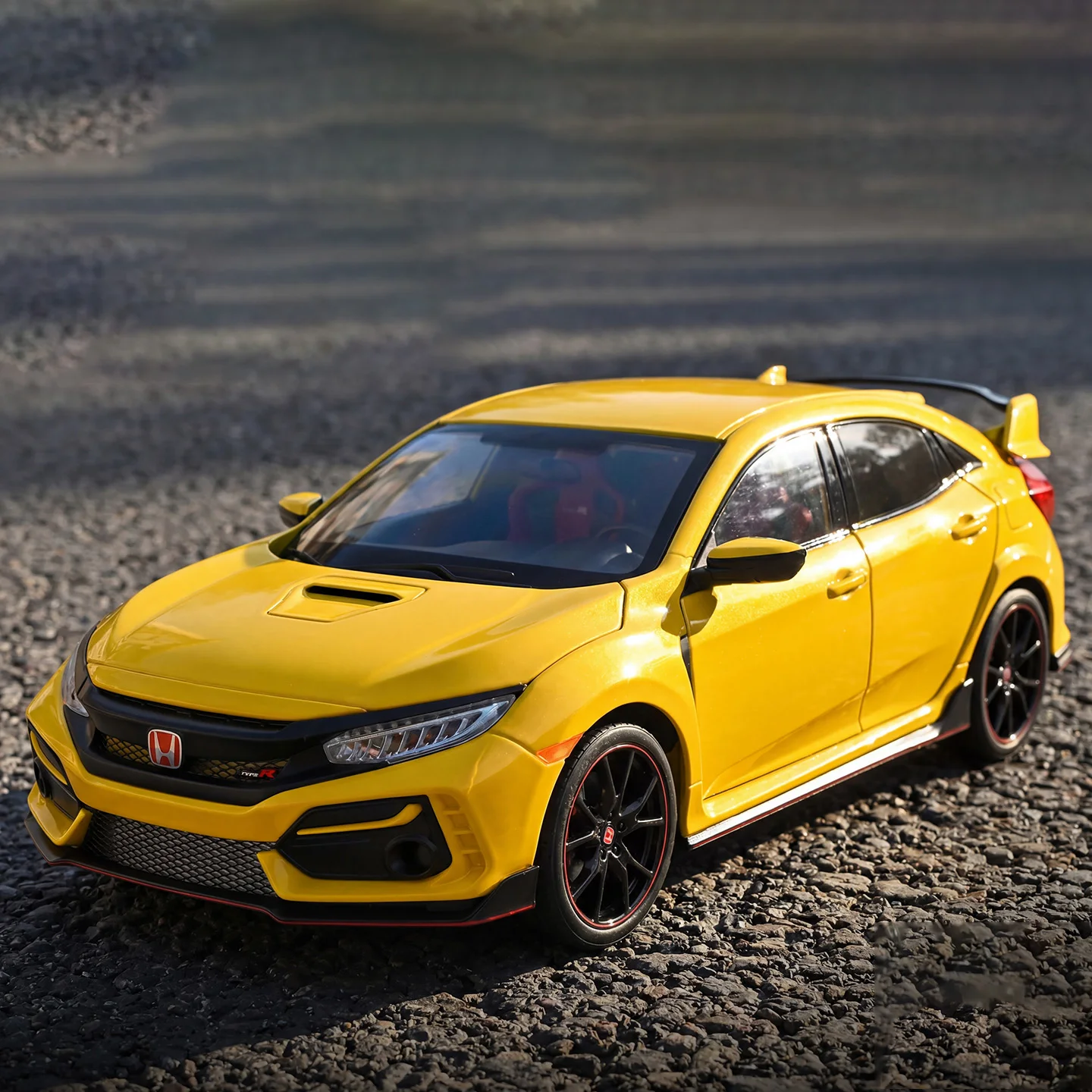 1:18 Metall-Die-Cast-Modellauto Honda Civic Type R – Sammlerstück und Dekoration für Auto-Enthusiasten – Weihnachtsgeschenk für Jungen