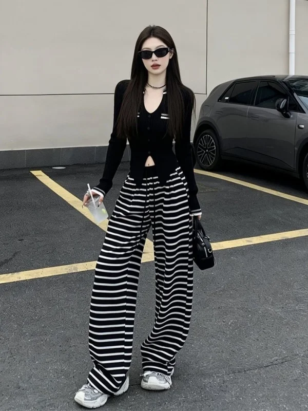 Slimming Effect Korean Style Cool Wind Women's Fashion Set Autumn New Design Striped Wide Leg Pants Two Piece Suit