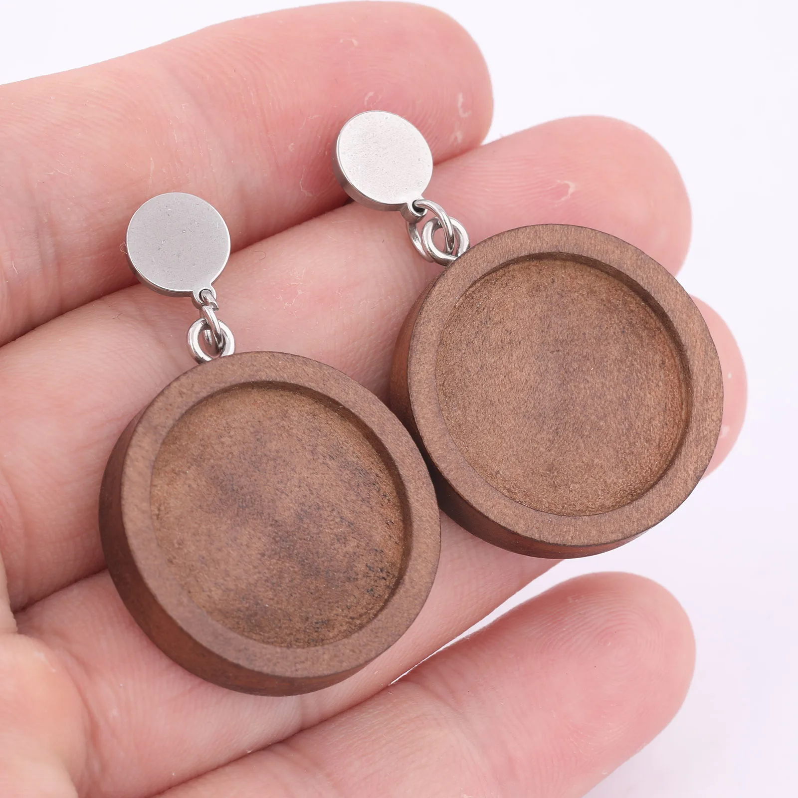 10 Stück 20 mm Holz-Cabochon-Ohrring-Basisfassungen, DIY-Edelstahl-Ohrstecker, Ohrstecker, Erkenntnisse für die Schmuckherstellung