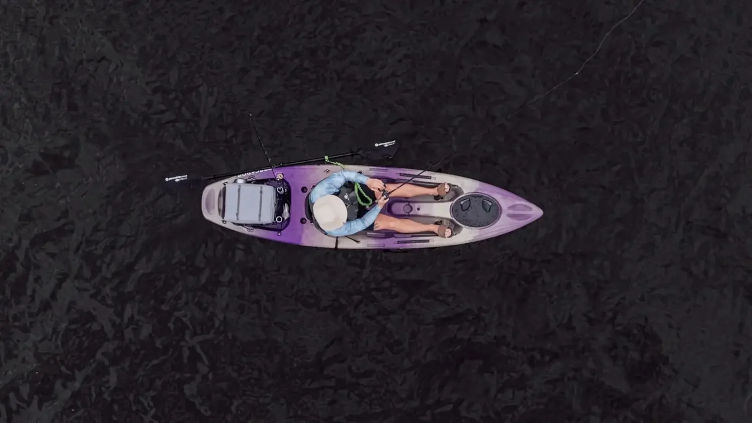 10 |   الجلوس على الجزء العلوي لصيد الأسماك مع تخزين أمامي بشكل جيد |   تخزين خلفي كبير وقضيب مزدوج Ho