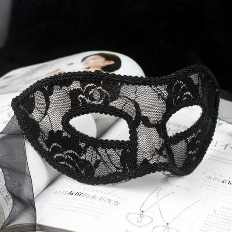 Masque pour les yeux en dentelle pour femme, masque de cosplay, noir, rouge, blanc, sexy, fête, Halloween, masque vénitien, chaud