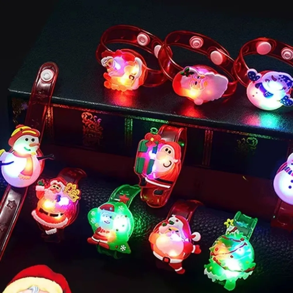 3 ชิ้น กำไลข้อมือพลาสติก LED เรืองแสง ลายการ์ตูน ปรับขนาดได้ ของเล่นเด็ก สำหรับงานฉลองคริสต์มาส