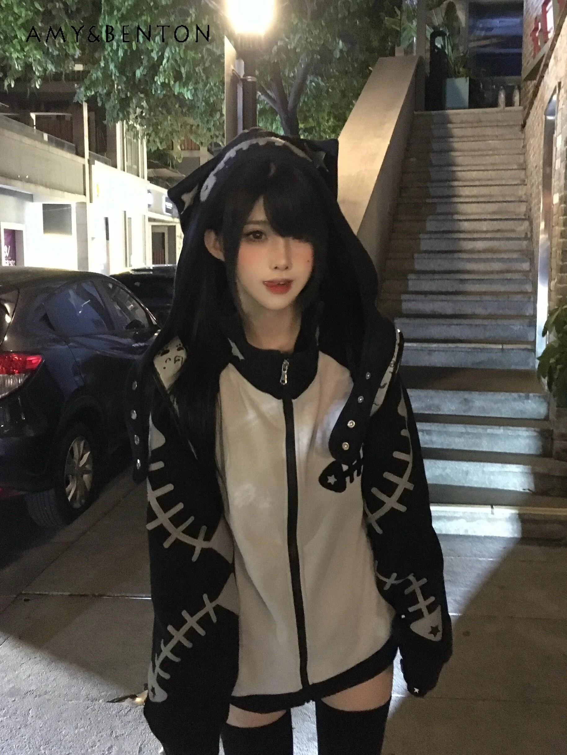 

Spring and Autumn New Japanese Style Women's Fishbone Embroidery Black and Gray Jacket Subculture Loose Casual Velvet Hoodie