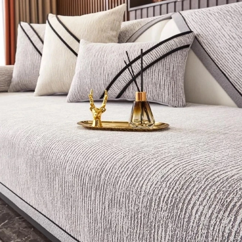 Chenier anti-slip thickened fabric sofa cover, cat scratch-resistant striped design, machine washable