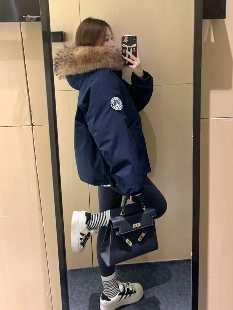 

Женская зимняя парка из натурального меха, средней длины, с круглым вырезом, на молнии, с регулируемым шнурком, ветрозащитная, облегающая, с натуральной отделкой, с простым швом