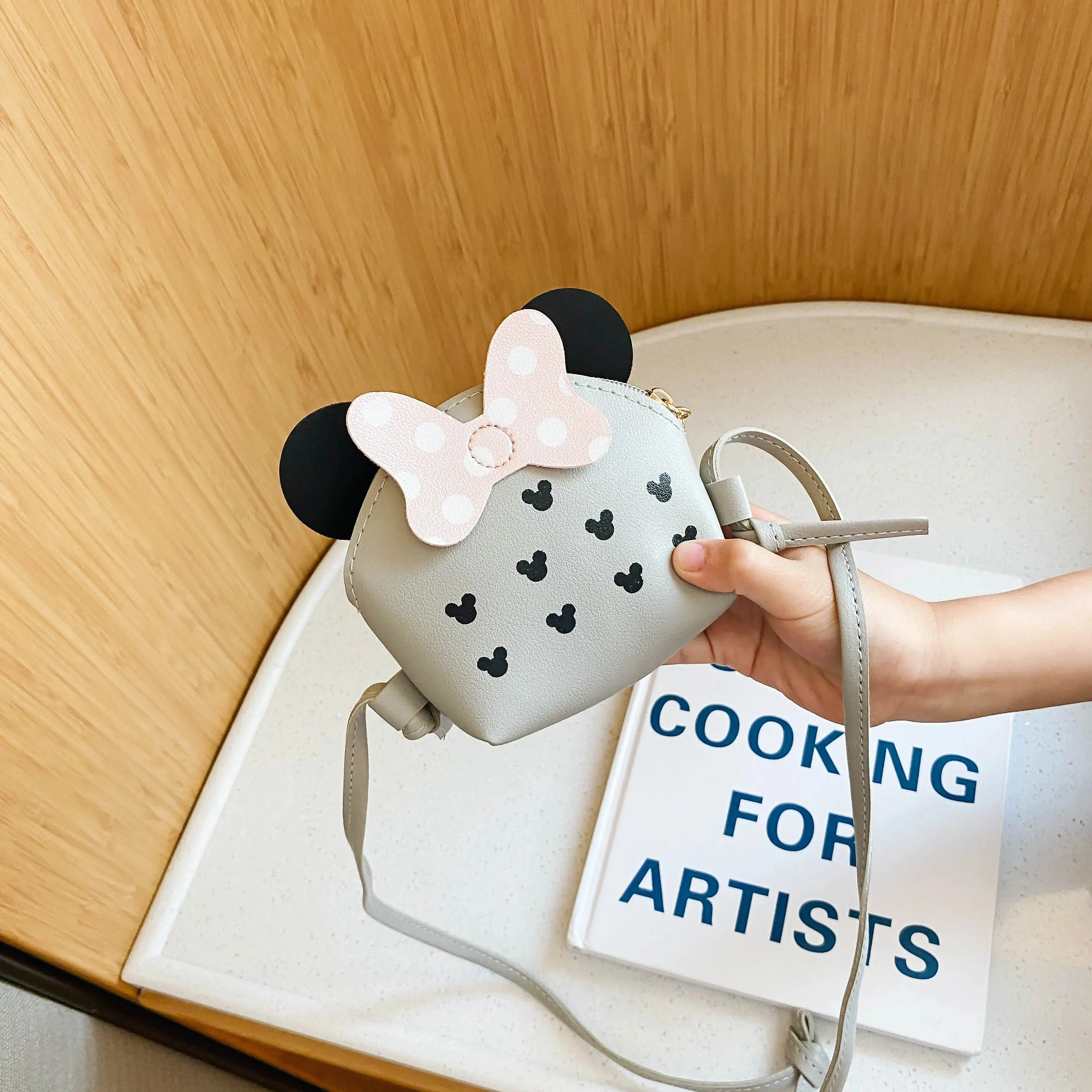 الجملة للأطفال عملة المحفظة كارتون جديد لطيف طفل الكتف رسول حقيبة فتاة صغيرة حقيبة صغيرة