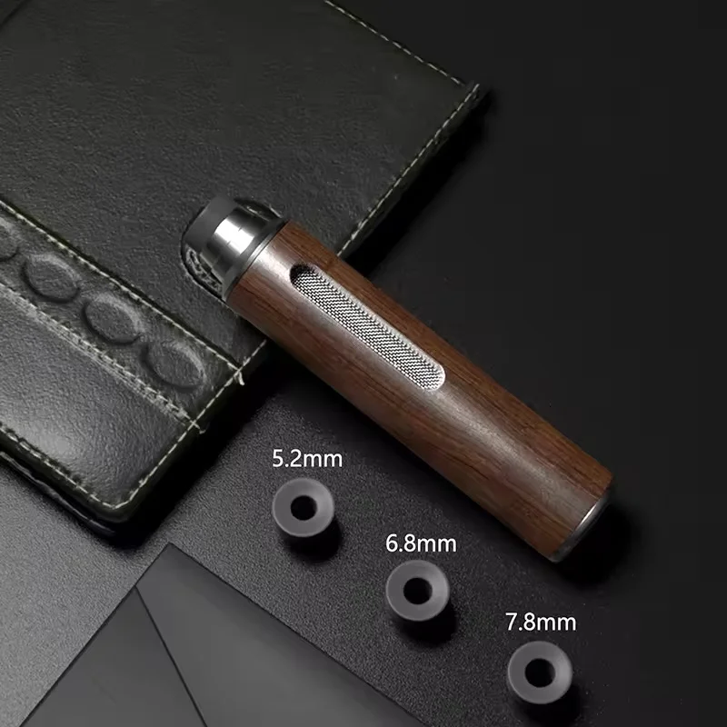 Practical Car Ashtray with Anti Ash Anti Bounce Anti Fly Features Keep Ash From Falling for Lazy Drivers