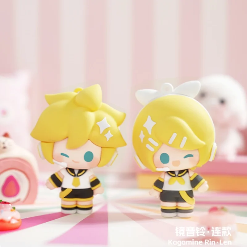 Hatsune Miku Kagamine Rin Len cadena llavero de goma suave colgante para teléfono 2024 llavero Kaito mochila Anime modelo niñas Fufu figura