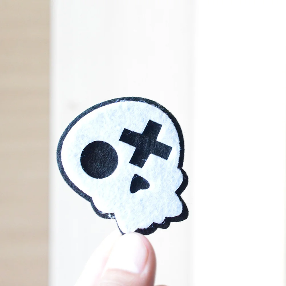 

12Pcs DIY Felt Cloth Halloween Style Assorted Color Pumpkin Skulls Ghost Patterns Costume Craft Materials DIY Felt Cloth