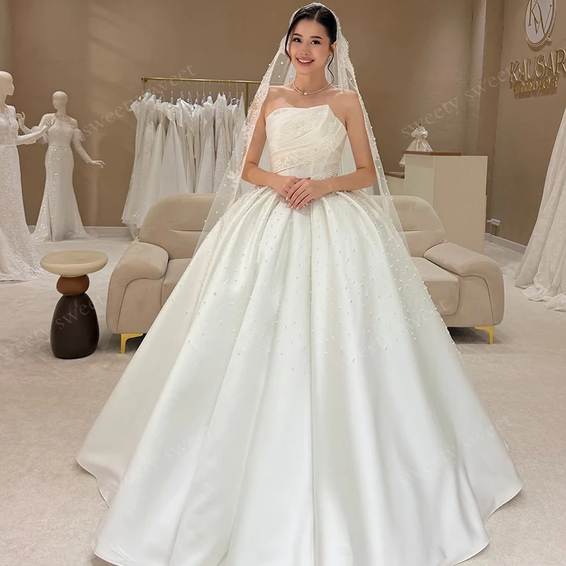 Elegant Lace Wedding Dress Embroidered With A-Line Ball Gown Sleeveless Strapless Customized Bride Dress Button Vestido De Novia