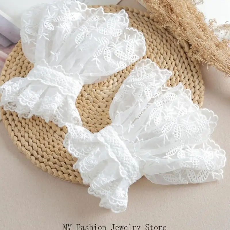 Lightweight Polyester Lace Wrist Cuffs Hand Covers for Prom and Daily Outfits D0UB