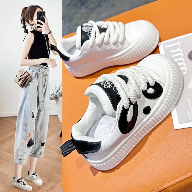 

Ladies Vulcanized Shoes Fashionable Thick Soled and Height Increasing New Sports and Leisure Versatile Board Shoes