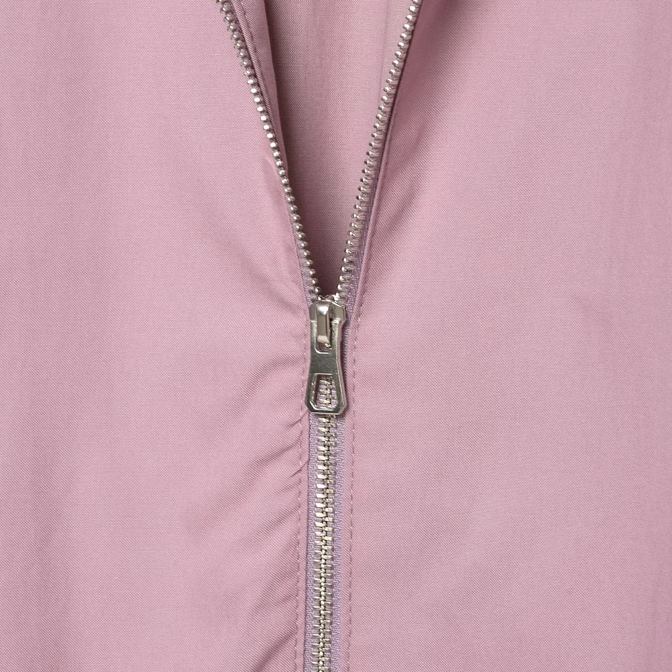 New Autumn Women's Long Sleeve Stand Collar Elastic Hem Short Jacket Casual Style Polyester Fiber Zipper Closure Standard Fit