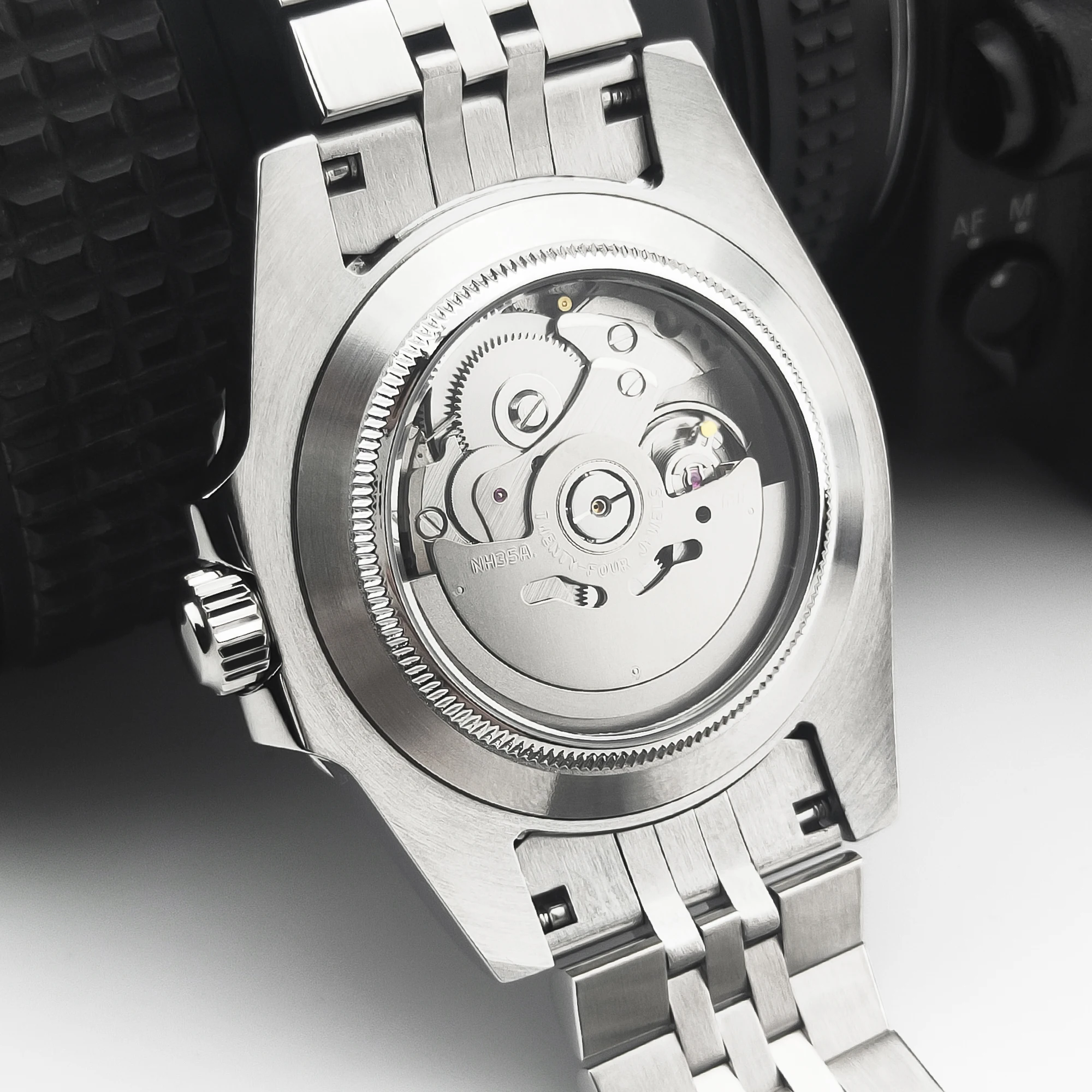 40mmmm 2023 New Design  Mechanical Wristwatches Luxury Pink 10BARS Sapphire NH35 Automatic Watch for Men Women