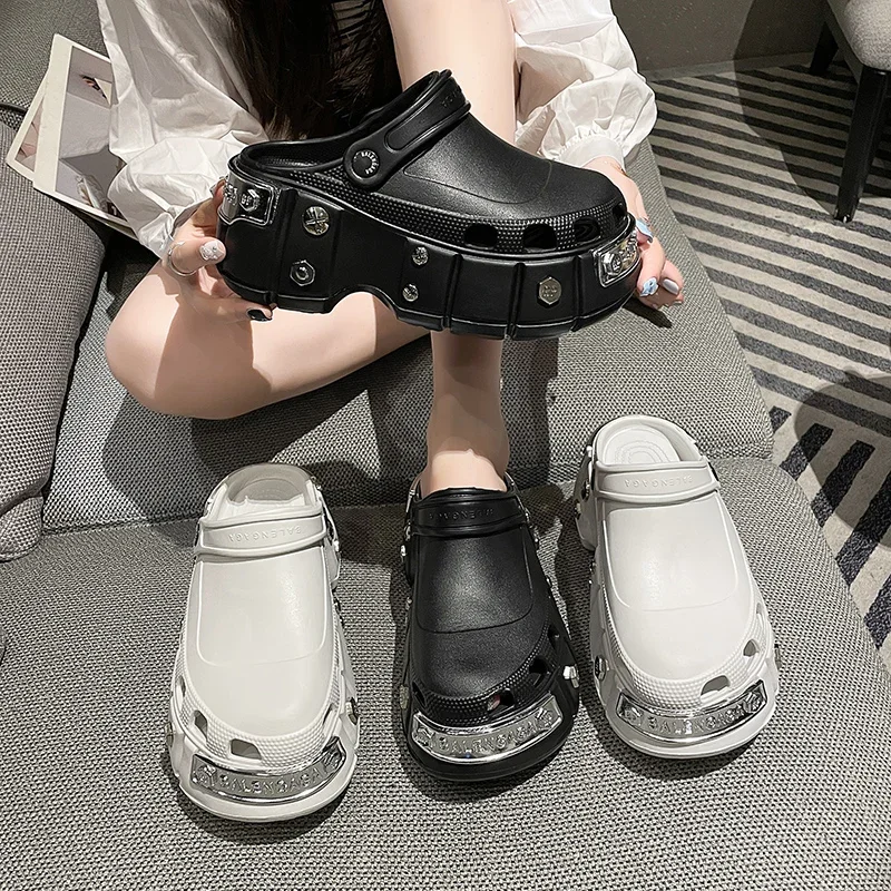 2025 Nuevas zapatillas Sle Thi Bot Hole oe ex Diseño de pareja Desodorante antideslizante Sandalias casuales Versión coreana Estera EVA...