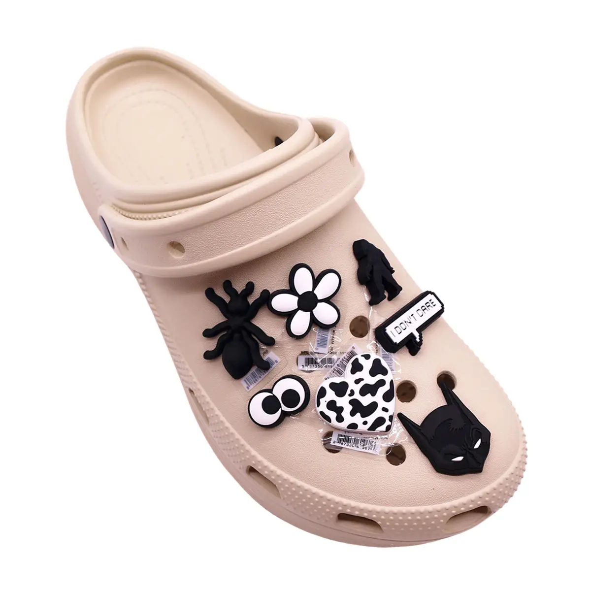 Breloques de chaussure en PVC noir et blanc, décorations originales, crâne de fantôme de la mort, accessoires supérieurs de chaussure, cadeaux d'amis, 1PC