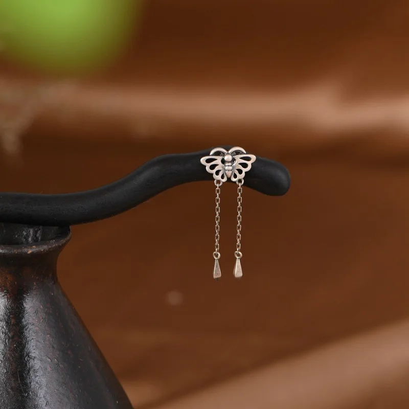 

Curved Natural Sandalwood Hair Stick Women China Chic 925 Silver Butterfly Lotus Hairwear Han Clothes Silver Tassel Hair Jewelry