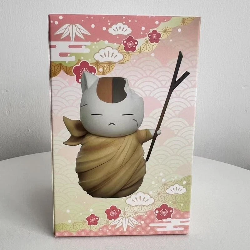 Nieuwe Creatieve Cartoon Mini Kat Leraar Pop Gk Handbediende Niang Mond Drie Drie Getijden Spelen Pop Desktop Decoraties Ornamenten