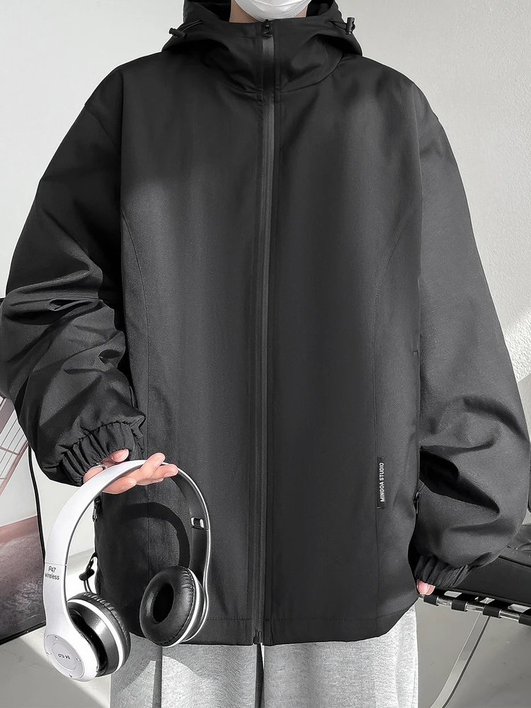 

Водонепроницаемая мужская куртка больших размеров, свободная посадка, весенняя уличная рабочая одежда, ветровка, пальто, украшение на молнии, длинный све, с капюшоном