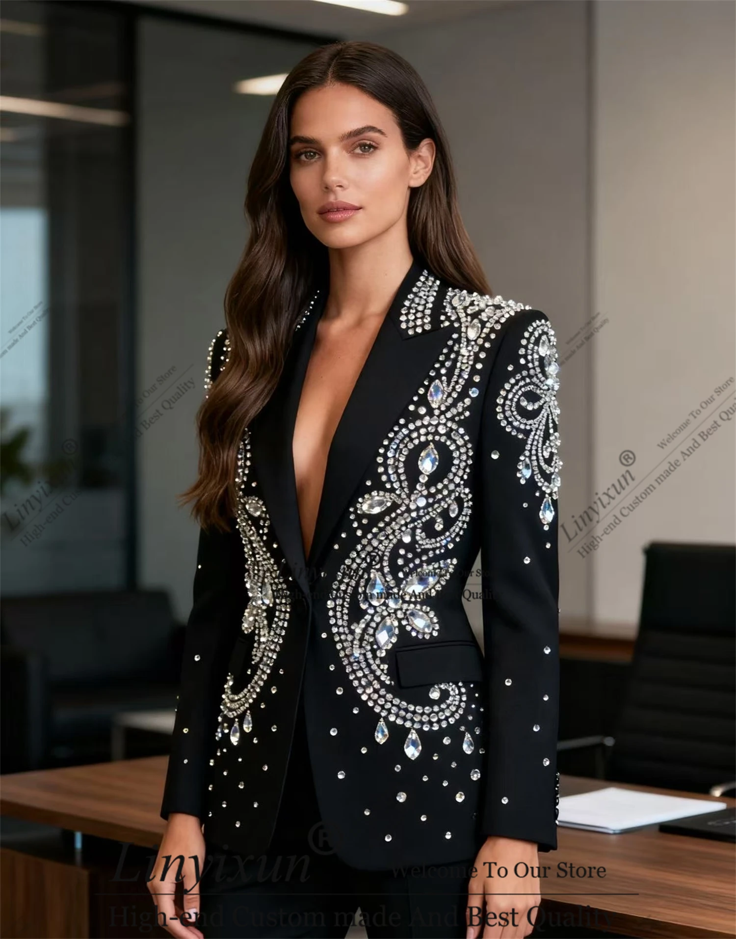 

Уникальный дизайн, бриллианты, стразы, индивидуальный женский костюм, комплект из 2 предметов, тонкая женская одежда, брюки