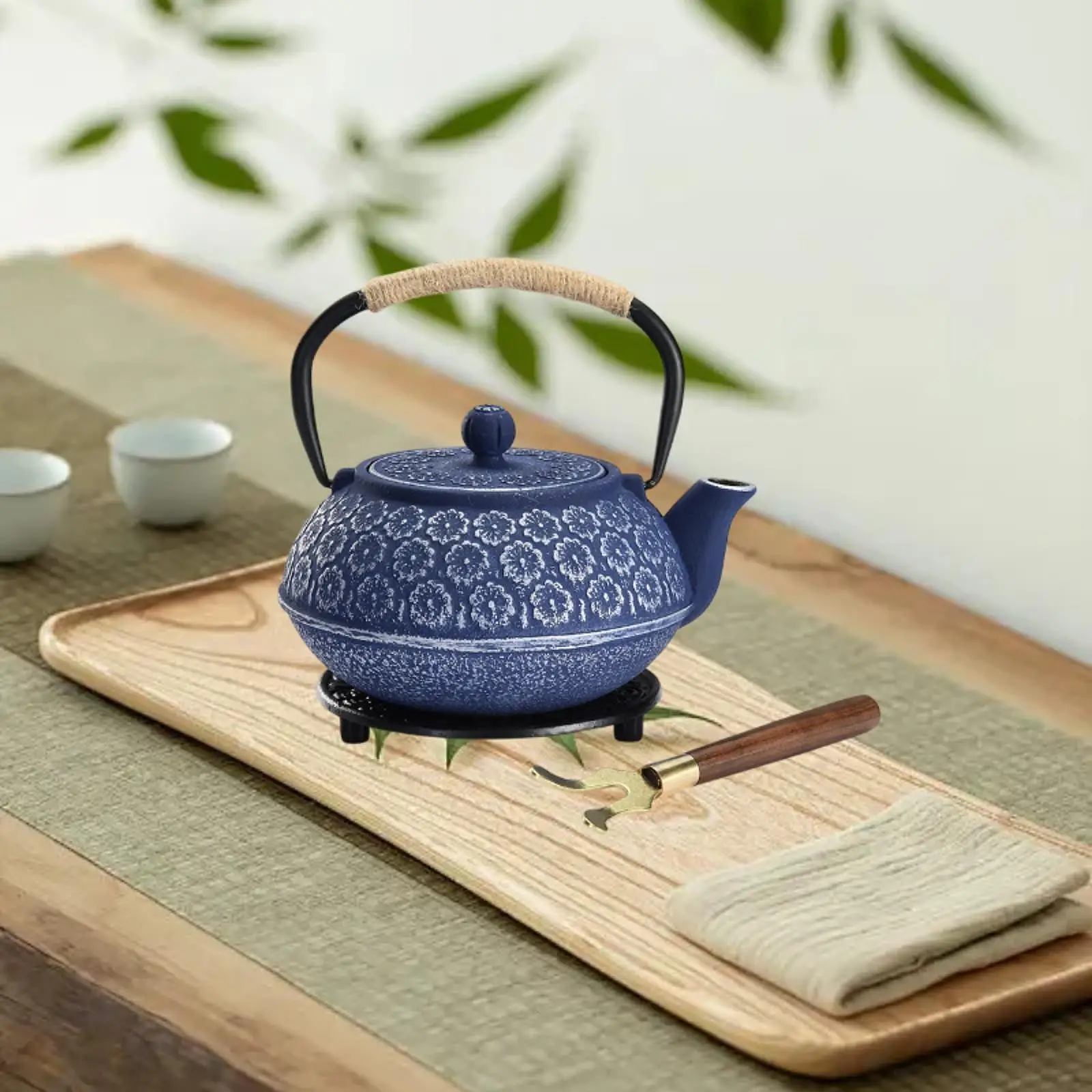 

Cast Iron Teapot with Tea Filter 900ml for Tea Bags Loose Tea Teahouse