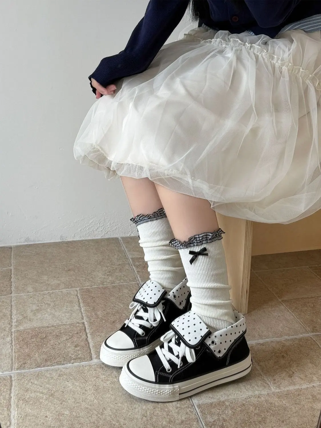 Neue High Help Canvas-Schuhe mit Punkten, Damen-Freizeitschuhe, vulkanisierte Sneakers, bequeme Sport-Walking-Plattform-Flats für den Frühling. – Detail 10