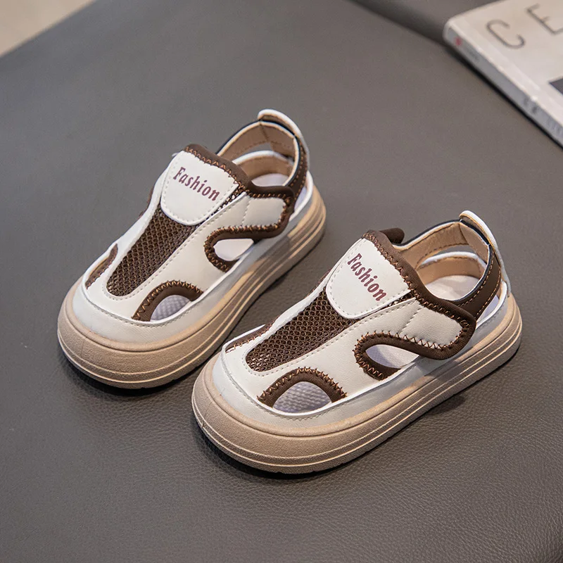 Boys' Casual Sandals 2024 Summer New Soft Sole Shoes Fashion Baotou Hollow Sandals Beach Sandals 3662