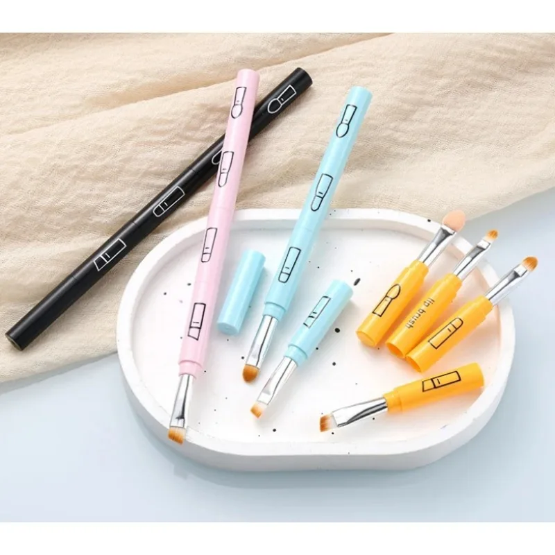New 4 In 1 Makeup Brush Portable With Plastic Handle Eyeshadow Lip Brush Multi-use Makeup Tool