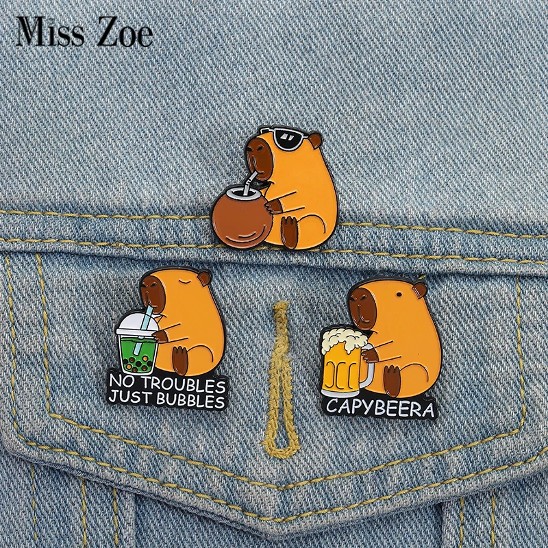Capybara-Trink-Emaille-Anstecknadeln, individuell, KEINE TROUBLES, NUR BUBBLES, Broschen, Anstecknadeln, Kleidung, Tierschmuck, Geschenk für Kinder und Freunde