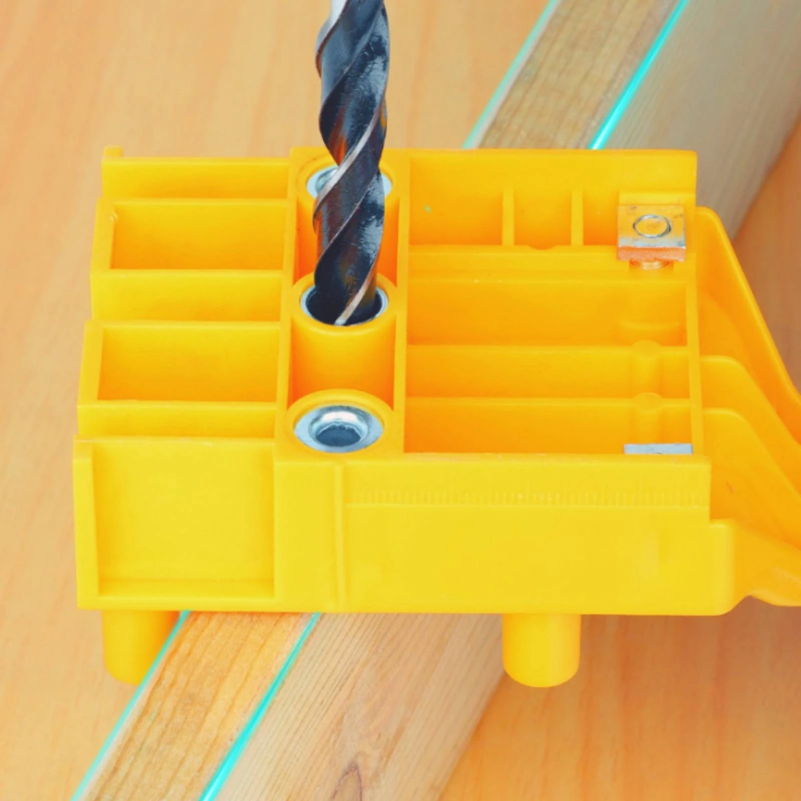 Straight-Hole Drilling Positioning Aid Precision Handheld Woodworking Drill Guide Tool Easy to Use for DIY Woodworkers