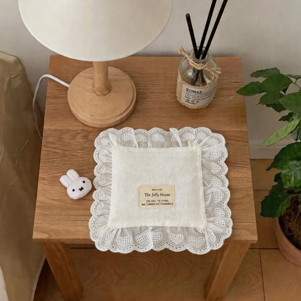 Lace Ruffle Design Lace Ruffle Placemats Dust-proof Material Cotton Fabric Cotton Table Napkins Soft Texture