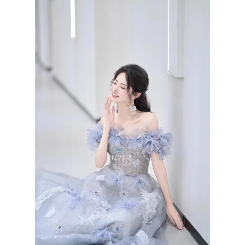 여자 2025 라이트 럭셔리 틈새 웨딩 드레스 블루 오프 어깨 긴 이브닝 드레스 대형 밑단 디자인 프랑스어 댄스 파티 연회 가운