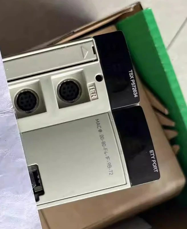 

Новый оригинальный ПЛК Schner TSXP572634 TSXP572634M 2026 года, реальные фотографии, в наличии