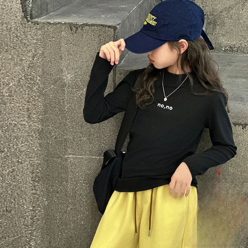 

Блузка для девочек, новинка 2024, зимняя детская одежда для девочек, милая облегающая бархатная базовая рубашка в иностранном стиле для девочек, повседневная, простая, на каждый день