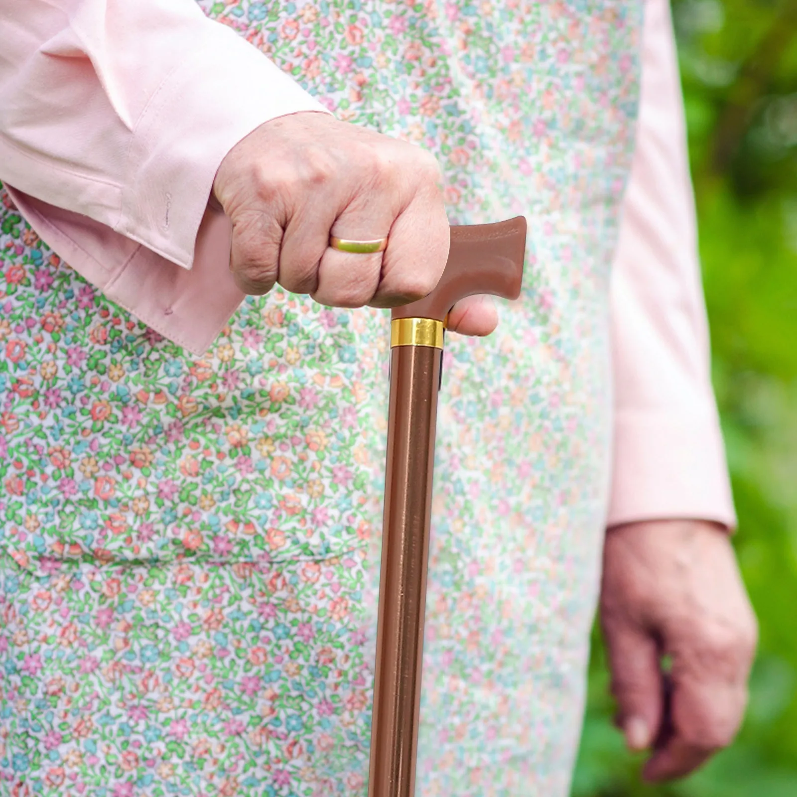 

1 шт. Высокопрочная регулируемая трость из алюминиевого сплава для пожилых людей, портативная, нескользящая, для использования на улице, для походов и треккинга