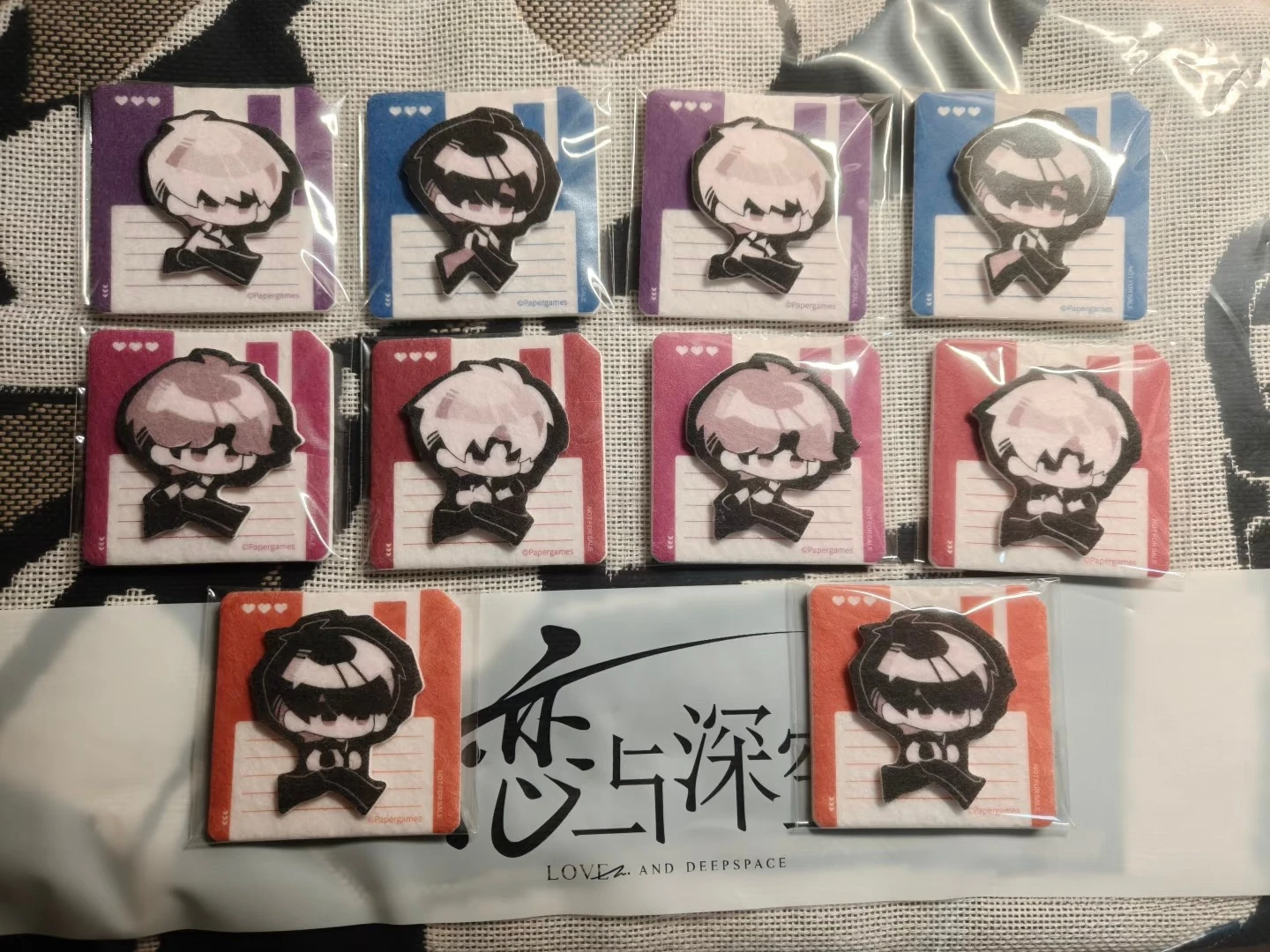 

In Stock Official Love and Deepspace [Forbidden Area Sealed] Sylus Xavier Caleb Zayne Rafayel Felt Stickers